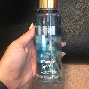 Victoria’s Secret Midnight Sparks Mist